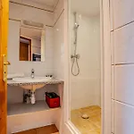 Apartment View 1br And Bunks With Balcony In Centre - Le Blanc