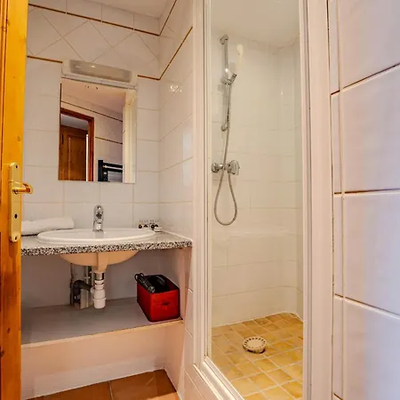 Appartement View 1br And Bunks With Balcony In Centre - Le Blanc